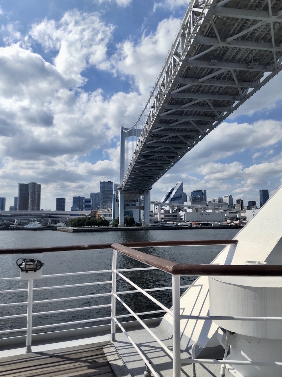 Symphony-under-the-bridge