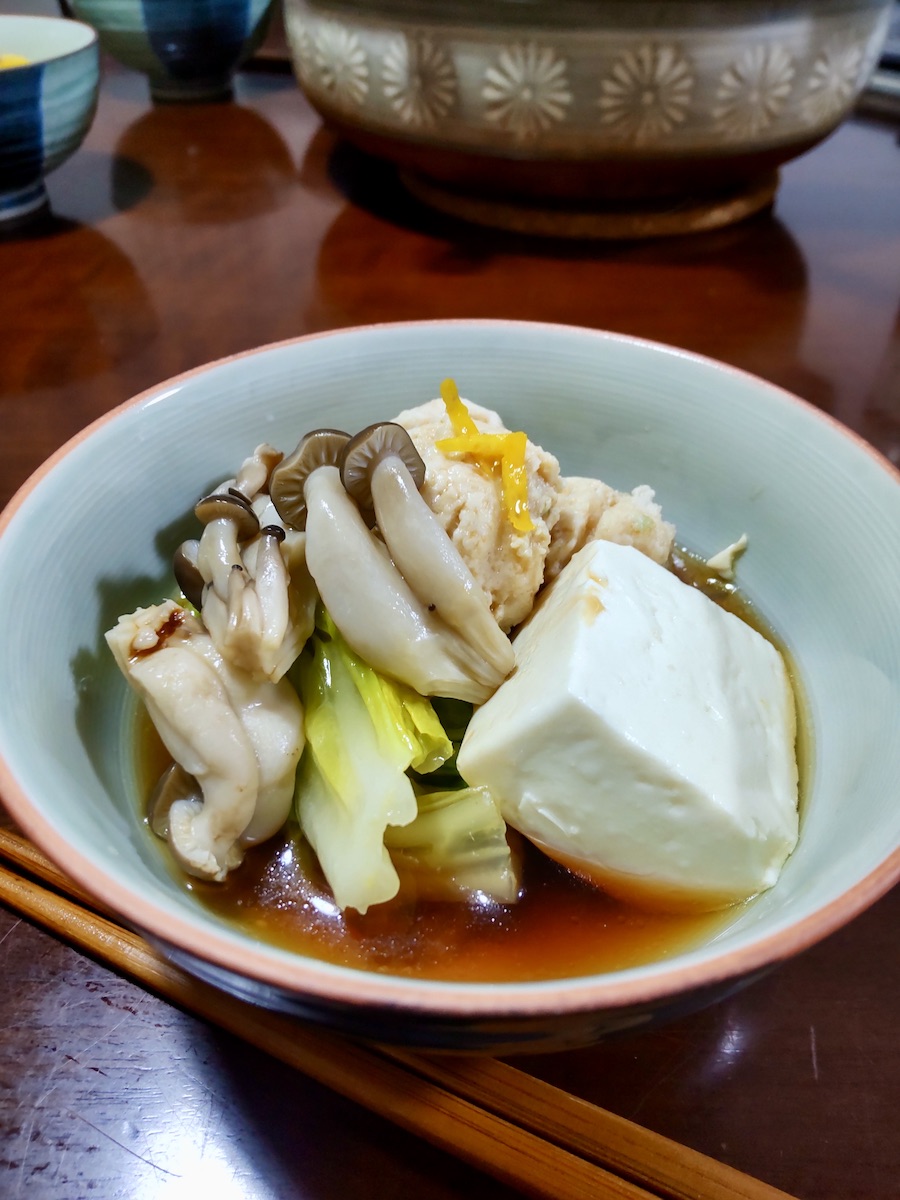 Individual portion of hot pot ingredients